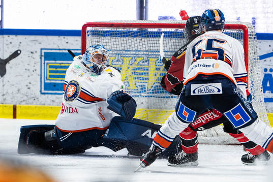 Växjös målvakt Emil Larmi