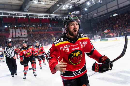 Luleås Filip Pyrochta jublar