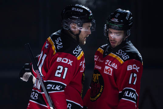 Luleås Juhani Tyrväinen och Isac Brännström