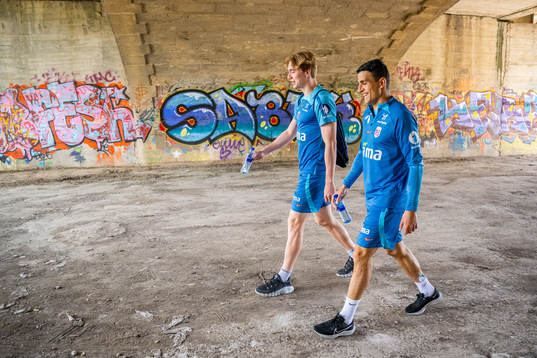 Kristian Thorstvedt and Mohamed Elyounoussi of the