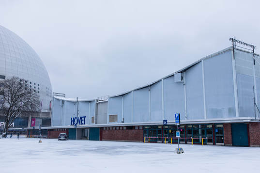 Vy över Hovets Isstadion