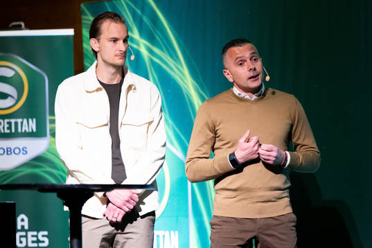 Östers Månz Berg och tränare Srdjan Tufegdzic