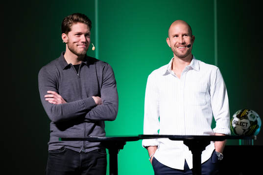 Helsingborgs Kalle Joelsson och tränare Mattias Lindström