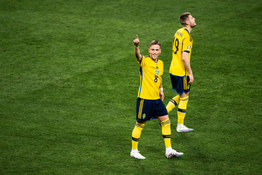 Jesper Karlsson of Sweden celebrates