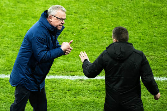Head coach Janne Andersson of Sweden reacts