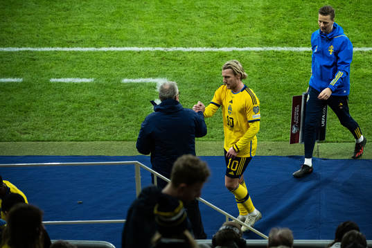Emil Forsberg of Sweden and Head coach Janne Andersson
