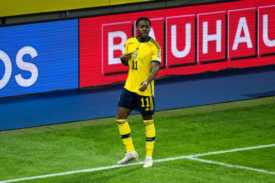 Anthony Elanga of Sweden celebrates
