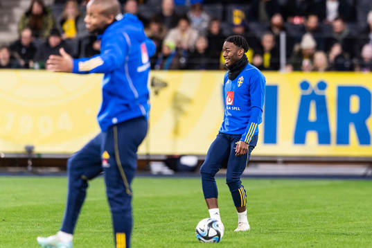Anthony Elanga of Sweden