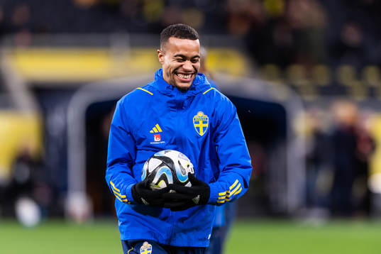 Robin Quaison of Sweden