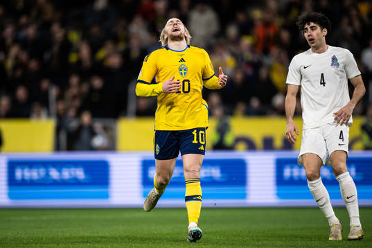 Emil Forsberg of Sweden looks dejected