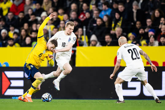 Gabriel Gudmundsson of Sweden and Aleksey Isayev of