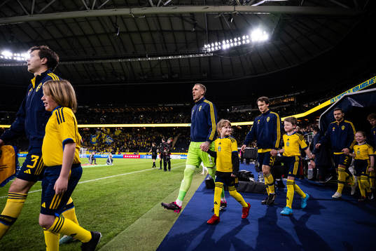 goalkeeper Robin Olsen, Hjalmar Ekdal and Linus Wahlqvist