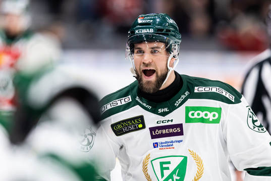 Färjestads Henrik Björklund jublar