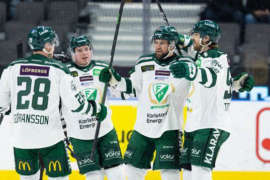 Färjestads Henrik Björklund jublar