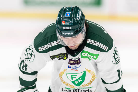 Färjestads Remi Elie deppar