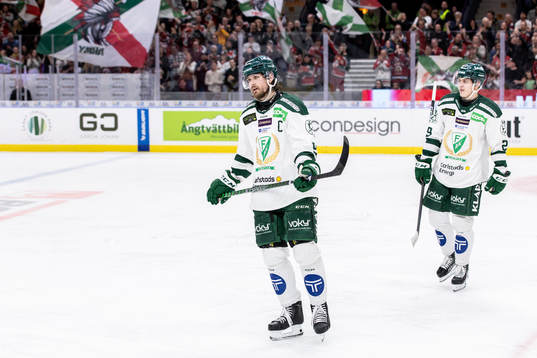 Färjestads Linus Johansson och Lucas Forsell deppar