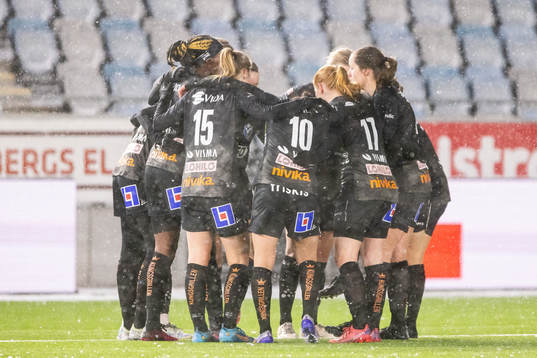 Växjös spelare jublar