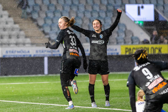 Växjös Elin Nilsson jublar
