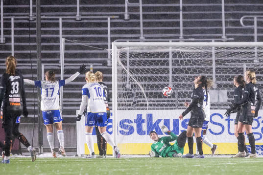 IFK Norrköpings Vilma Emilia Koivisto jublar