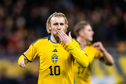 Emil Forsberg of Sweden celebrates scoring 1-0