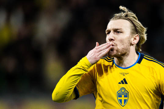 Emil Forsberg of Sweden celebrates the 1-0 goal