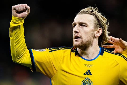 Emil Forsberg of Sweden celebrates the 1-0 goal