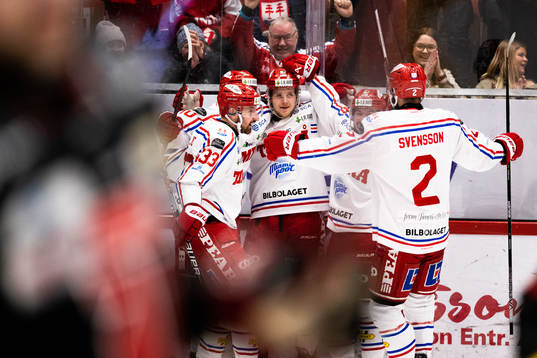 Timrås Sebastian Hartmann jublar