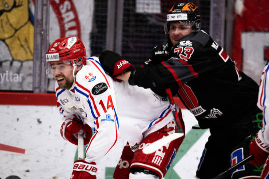 Timrås Emil Pettersson och Örebros Oliver Eklind