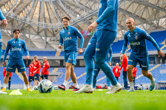 Hugo Vetlesen, Sander Berge and Leo Skiri Østigård of the