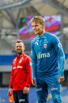 Martin Ødegaard and Thomas Ødegaard, manual therapist of
