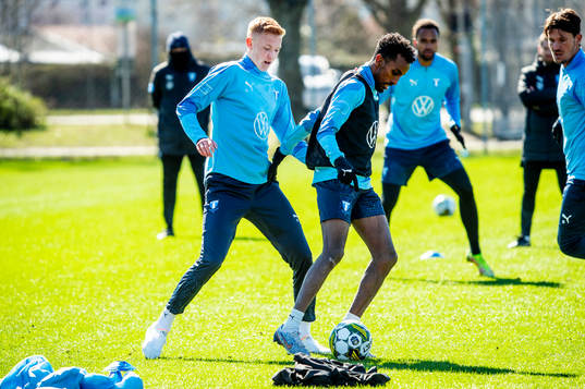 Hugo Larsson mot Taha Ali