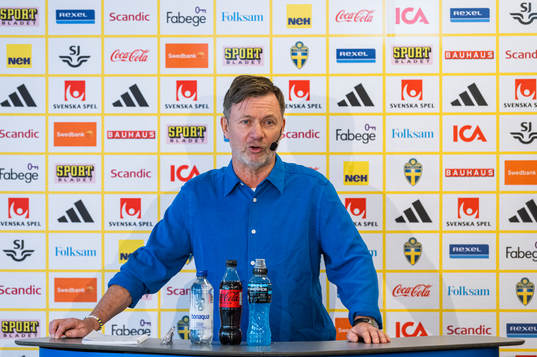 Head coach Peter Gerhardsson of the Swedish women's