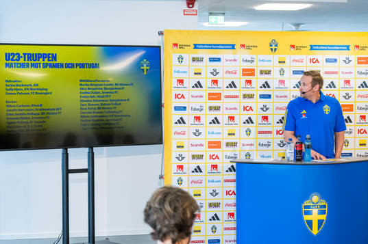 Head coach Martin Qvarmans Möller of the Swedish Women's