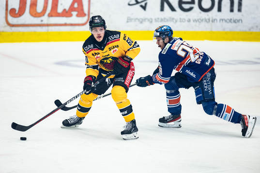 Luleås Julius Honka och Växjös Hugo Gustafsson