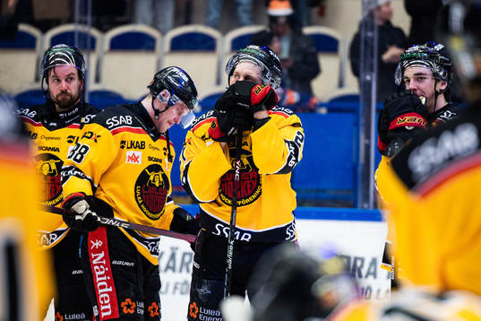 Luleås Joonas Rask och Juhani Tyrväinen deppar
