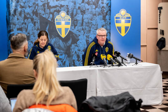 Petra Thorén, Media officer and Janne Andersson, Head
