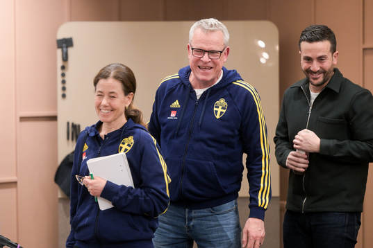 Petra Thorén, Media officer, Janne Andersson, Head coach