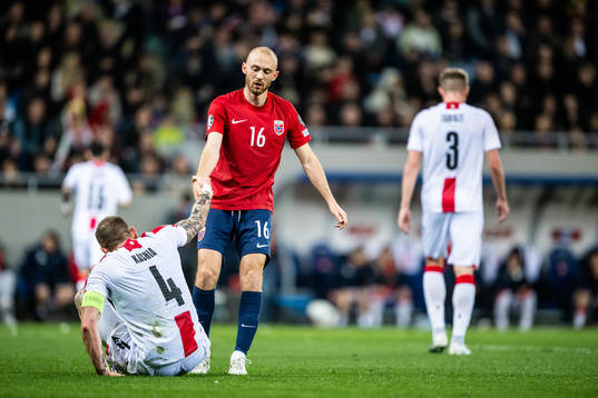 Guram Kashia of Georgia and Fredrik Aursnes of Norway