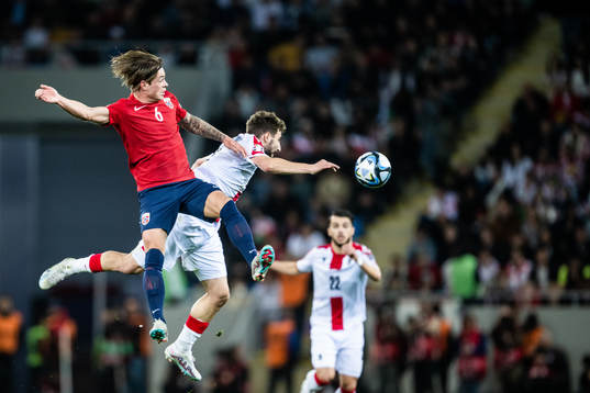 Patrick Berg of Norway and Zuriko Davitashvili of Georgia