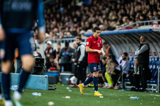 Mohamed Elyounoussi of Norway looks dejected