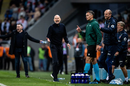 Head coach Ståle Solbakken of Norway