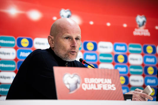 Head coach Ståle Solbakken of Norway
