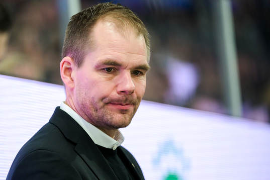 Färjestads huvudtränare Tomas Mitell