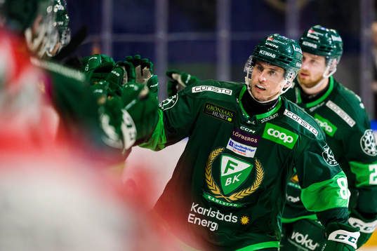 Färjestads Brandon Davidson jublar