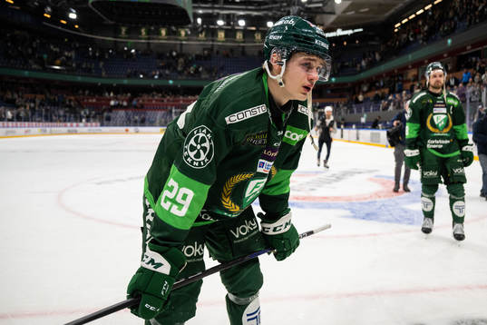Färjestads Lucas Forsell deppar