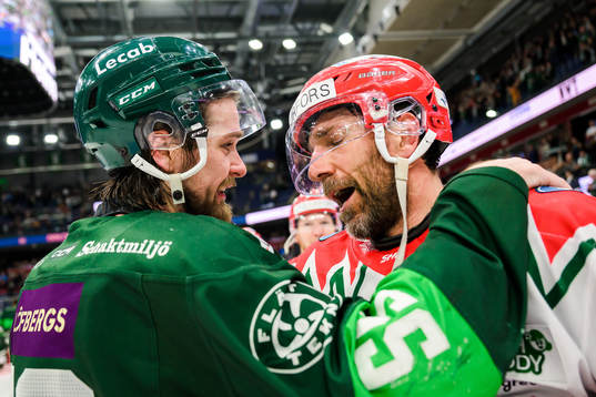 Färjestads Linus Johansson och Frölundas Joel Lundqvist