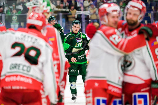 Färjestads Joel Nyström deppar