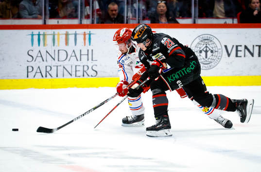 Örebros Linus Öberg och Timrås Albin Lundin