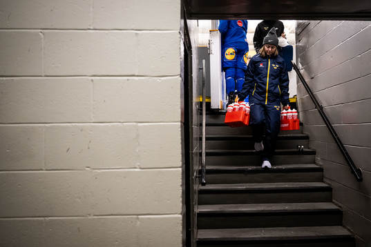 Physiotherapist Elin Stenberg of Sweden at a practice