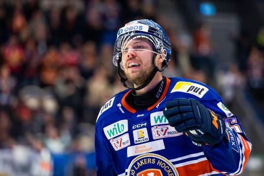 Växjös Manuel Ågren jublar